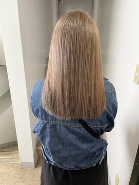 リルア 博多(LIRUA) ミルクティーベージュ