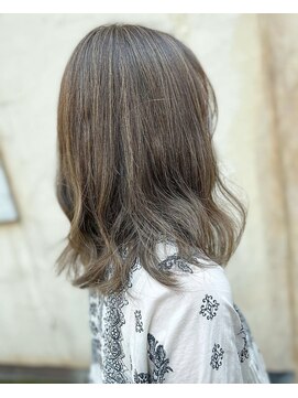ジーシーエイト ヘアー(GC8 hair) カーキベージュ
