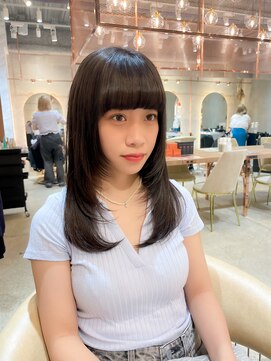 ロンド エスポワール 錦糸町(Lond espoir) 斜めバングデザインカラーグレージュ【韓国ヘア/顔まわり】