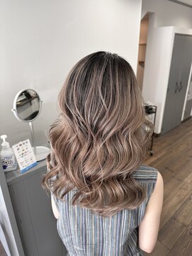 アンダーバーホワイト 広島 並木店(_WHITE) バレイヤージュ