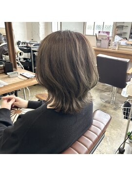 グラ デザイン アンド ヘアー 天王寺店(GRAS DESIGN & HAIR by HEADLIGHT) ブリーチなしアッシュカラー×ロブレイヤー
