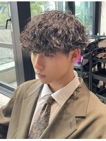 オンド(Onde)&nbsp;マッシュ×波巻きスパイラルパーマ×刈り上げショート