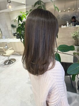 ミズチャーム(Ms.CHARM) グレージュカラー/レイヤー/韓国スタイル/イメチェン