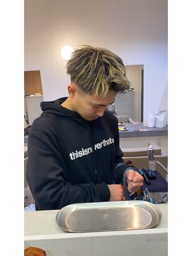 メンズバイココテラス 豊中(men's by cocoterace) ブリーチ/メンズパーマ/メンズカット/金メッシュ