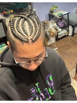 ブラウンシュガー(BROWNSUGAR) デザインコーンロウ