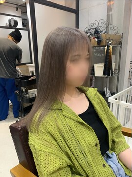 ジーナ 博多(Zina) グレージュカラー