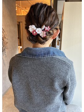 ゆるふわシニヨンアレンジ◎