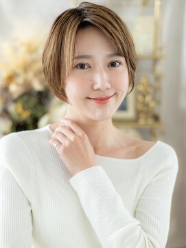 カバーヘア ブリス 北浦和(COVER HAIR bliss) 外国人風ハイライト小顔レイヤーショートc7北浦和20代30代40代