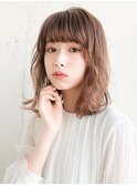 ライトベージュ×ゆるふわスタイル