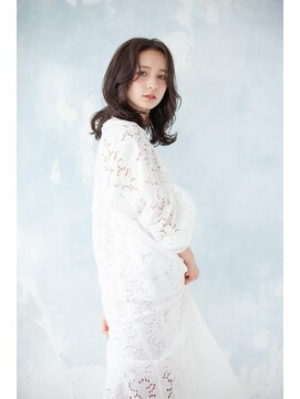 シェルベアー 銀座四丁目(Shell Bear) 大人可愛いグレージュ