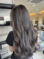 プライズ 池袋店(prize)&nbsp;10.20代ホワイトハイライトグレージュカラーロング