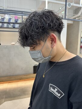 ゼスト リル 新宿(ZEST lill) 波巻きパーマ マッシュ 新宿 新宿東口