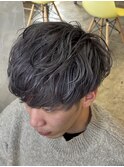 メンズマッシュカットブリーチグレーシルバーカラー