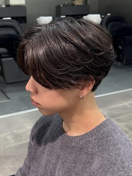 ジーニー 千葉(GENiE) ウルフ/アッシュブラック/カルマパーマ/ベリーショート/古荘竜生