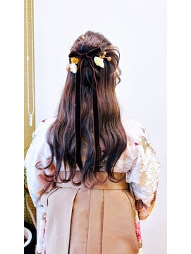 ヘアーボー ラーラ(hairbeau L'ala) 卒業式ヘア