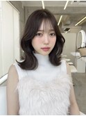 外ハネくびれ　ショコラブラウン　艶カラー
