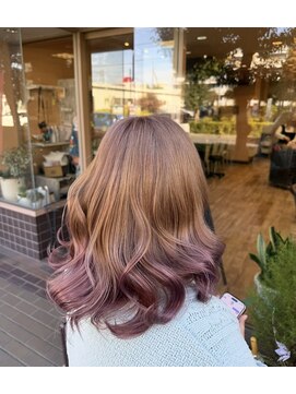 モアムー(Moremuu) [かの]ピンクベージュ