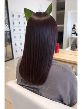 ゼル 桶川ベニバナウォーク店(ZELE) チェリーレッドカラー