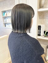 キャアリー(Caary)&nbsp;福山Caary髪質改善ストレートうねり対策艶髪寒色ナチュラルボブ