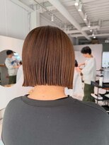 オーラ(ora)&nbsp;【30代ぱつっとボブ、切りっぱなしボブスタイル】
