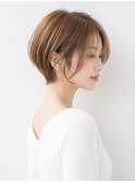 大人色気漂う美シルエットくびれショート