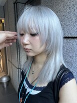 ダブ アオヤマ(DaB AOYAMA)&nbsp;ブリーチ2回ホワイトブリーチ　ホワイトシルバー　ホワイトヘア