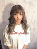 ミルクティーベージュ