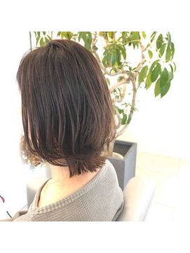 プリュム(Plume) 抜け感、透明感、ハイライト