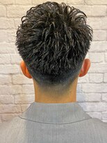 銀座マツナガ 新宿野村ビル店&nbsp;フェード風ショートスタイル＋アイロンパーマ