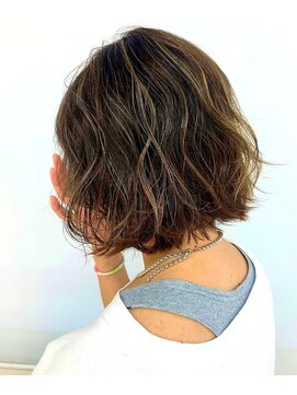 クオリス 赤塚店(QUALIS) 20代30代大人カッコイイ/ハイライト/ボブ/外国人風/ブリーチ