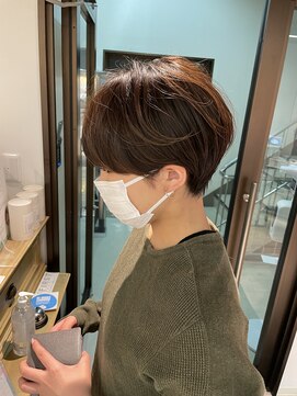 コワファーストナガサキシャンプーボーイ(COIFF1RST NAGASAKI SHAMPOO BOY) 大人可愛い小顔くびれミディアムボブウルフ10代20代30代