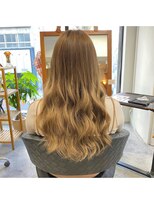 フツーロ 栄(FUTURO) プルエクステ