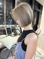 オリ(‘Oli)&nbsp;ボブ　ホワイトベージュ