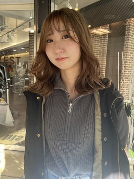 ヘアーアンドメイク ビス(HAIR&MAKE bis) 暗染めからもできるミルクティーカラー☆【多田　華歌】