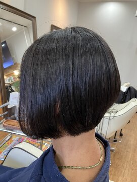 フリー(Free) 40代50代60代◎前下がりショート/ショートボブ