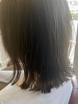 ラテ アトリエ(latte atelier) 大人可愛い/ヌーディーベージュ/切りっぱなし