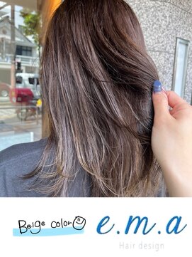 エマヘアデザイン(e.m.a Hair design) ベージュカラー