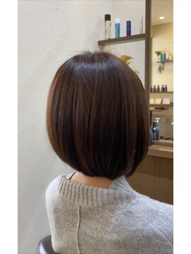 アトリエ リッツ(ATELIER RITZ) ☆ナチュラル前下がりボブ☆