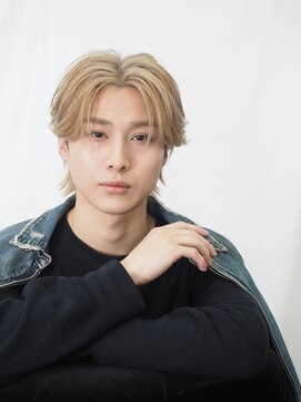 コニ(Coni) メンズ20代30代/センターパート/フェザーカット/フェザーパーマ