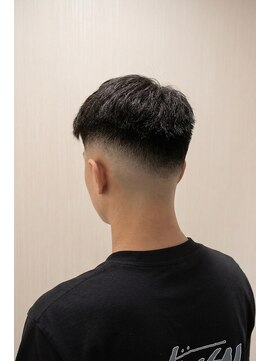 ヨシザワインク バンダイ(YOSHIZAWA Inc. BANDAI) スキンフェード/フェード/ミドルフェード/メンズ短髪