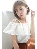 オウル(Owll)&nbsp;大人耳掛けショート[mignon]ツヤ感アッシュベージュ