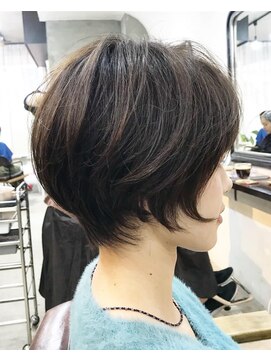 エトネ ヘアーサロン 仙台駅前(eTONe hair salon) 【eTONe】　20代30代大人女性ショートヘアー