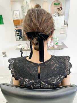 ヘアー アイス カンナ(HAIR ICI Canna) ベロアリボンのアップスタイル