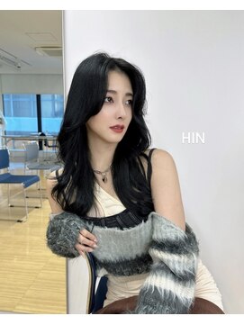 ヒン(HIN) くびれスタイル