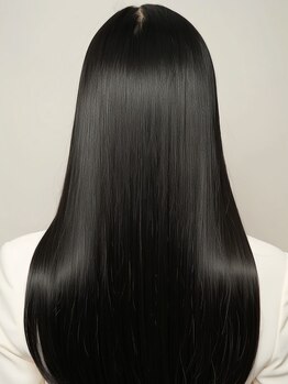 アッシュヘアーの写真/諦めていた明るいカラーも【アッシュ】にお任せ☆自分のイメージを伝えるだけで似合うカラーをご提案☆