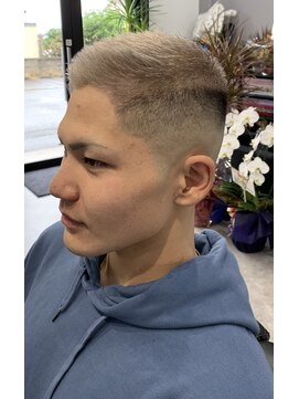 ビルド(Build) ハイスキンフェード