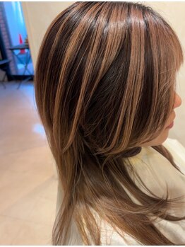 ラグジー(Luxy HAIR RESORT)の写真/《輝くツヤ》と《キレイな発色》が叶う！見た目も手触りも大満足☆どの角度から見られても怖くない♪♪