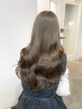 レア 表参道(L'ea) ミディアムヘア暗めカラーグランマッシュデザインカラー