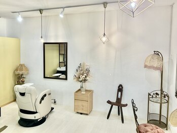 ミニョン ヘア ト(mignon hair to)の写真/マンツーマンサロンで髪のお悩みも相談しやすい◎あなたにあった大人可愛いを叶えます♪