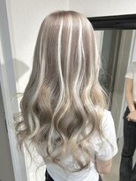 アフィナー(Afinar) グレージュカラー&ハイライトエクステ【横浜/横浜駅】